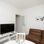 Cozy App For 2 Pers In Labin,2001 Appartement