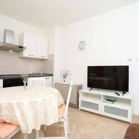 Cozy App For 2 Pers In Labin,2001 Apartment *