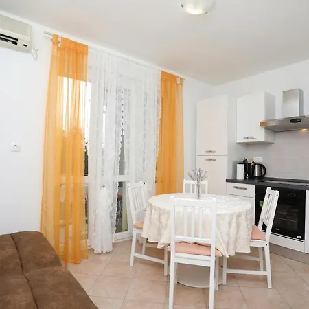 Cozy App For 2 Pers In Labin,2001 Apartment *